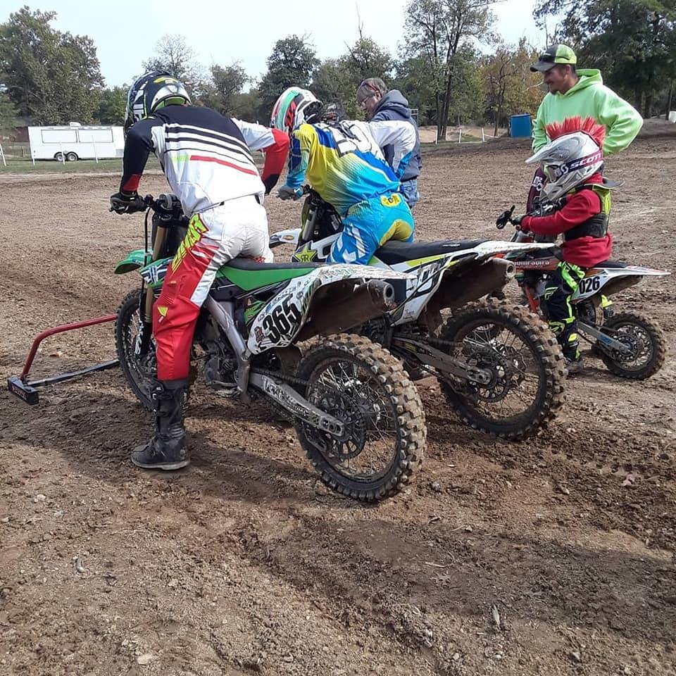 What Size Dirt Bike Does My Kid Need? Youth Sizing Guide - Risk Racing